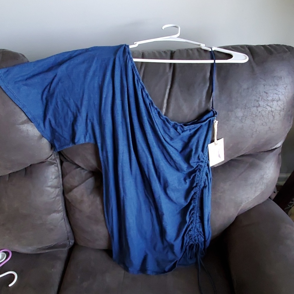 Jessica Simpson One Sleeve Blue Maternity Shirt